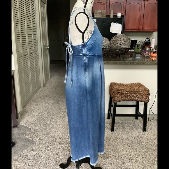 💙 Denim Jumpsuit 💙 - Picture 2 of 12